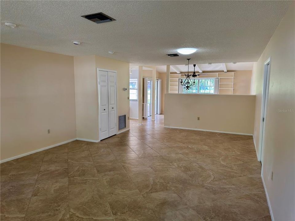 For Rent: $1,850 (2 beds, 2 baths, 1543 Square Feet)