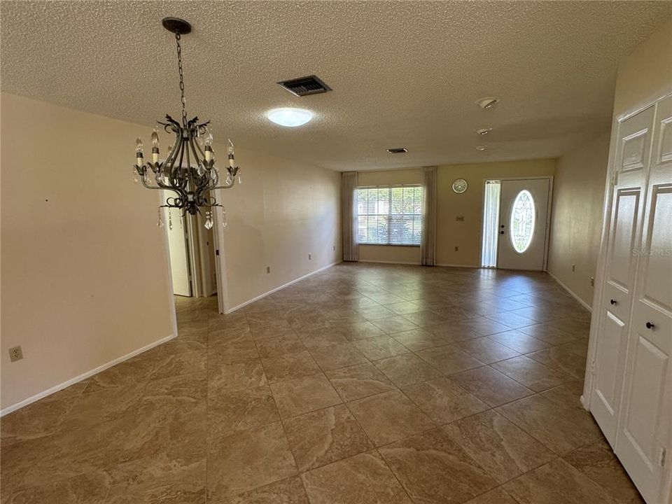 For Rent: $1,850 (2 beds, 2 baths, 1543 Square Feet)