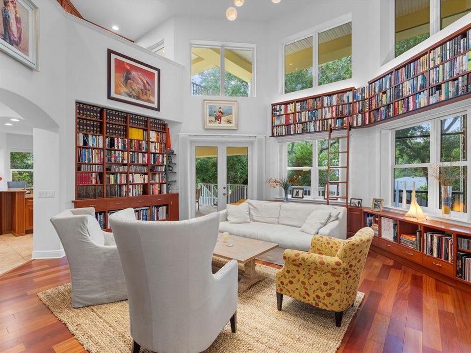 En Venta: $1,850,000 (4 camas, 3 baños, 2005 Pies cuadrados)