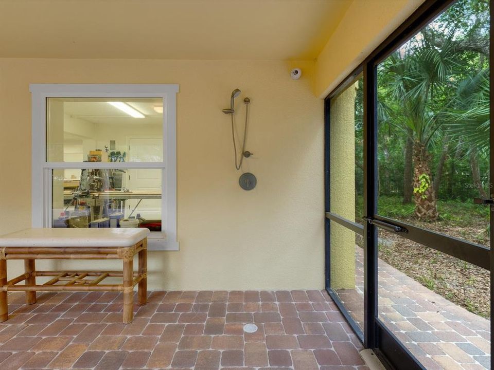 En Venta: $1,850,000 (4 camas, 3 baños, 2005 Pies cuadrados)