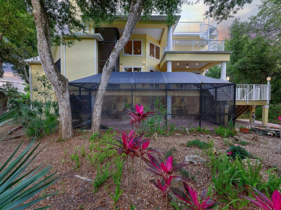 En Venta: $1,850,000 (4 camas, 3 baños, 2005 Pies cuadrados)