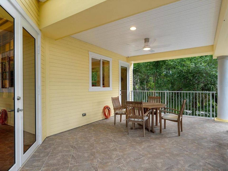 En Venta: $1,850,000 (4 camas, 3 baños, 2005 Pies cuadrados)