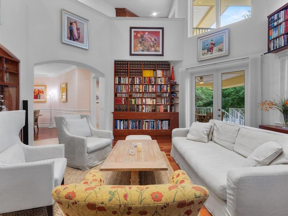 En Venta: $1,850,000 (4 camas, 3 baños, 2005 Pies cuadrados)