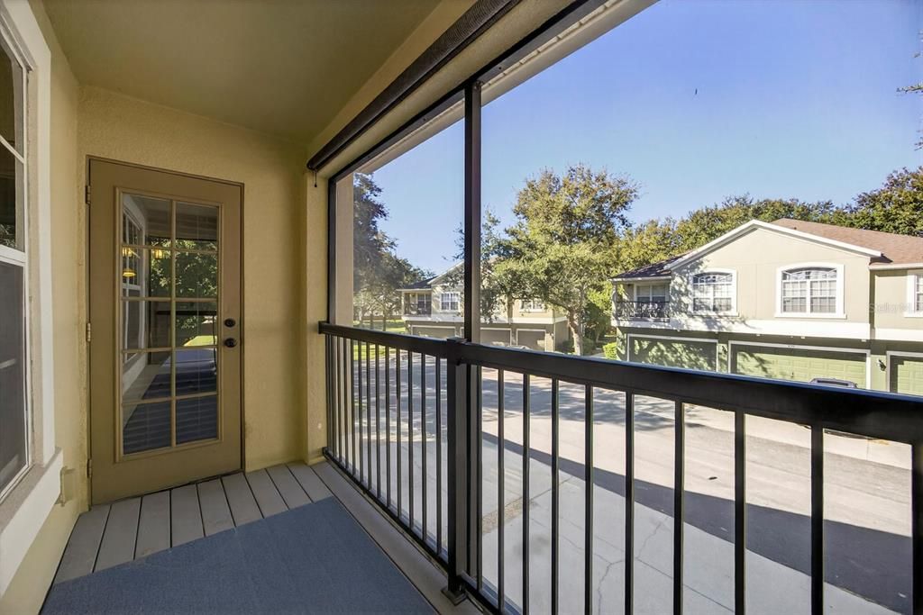 待售: $240,000 (2 贝兹, 2 浴室, 1200 平方英尺)