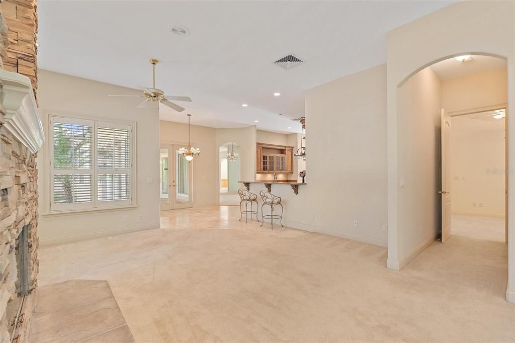 For Sale: $799,999 (3 beds, 2 baths, 2917 Square Feet)