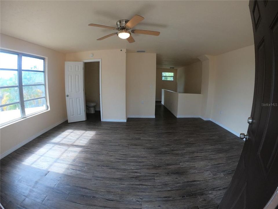 待售: $253,900 (3 贝兹, 2 浴室, 1680 平方英尺)