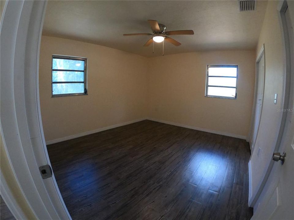 待售: $253,900 (3 贝兹, 2 浴室, 1680 平方英尺)