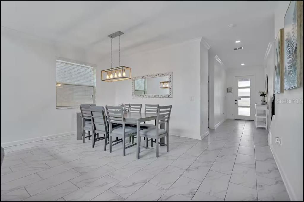 For Rent: $3,600 (5 beds, 5 baths, 3081 Square Feet)