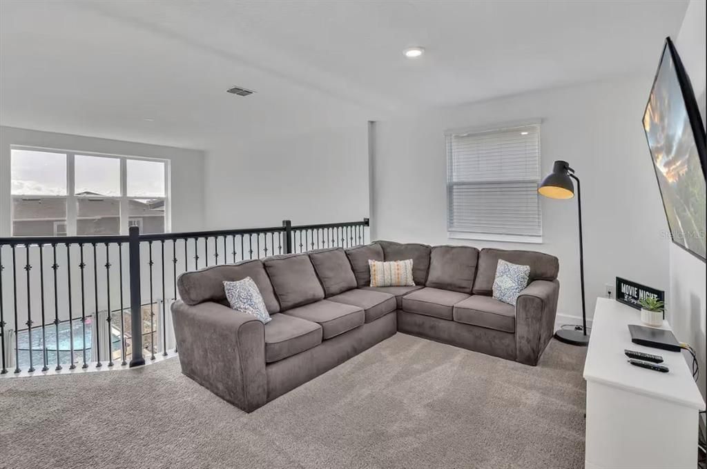 For Rent: $3,600 (5 beds, 5 baths, 3081 Square Feet)