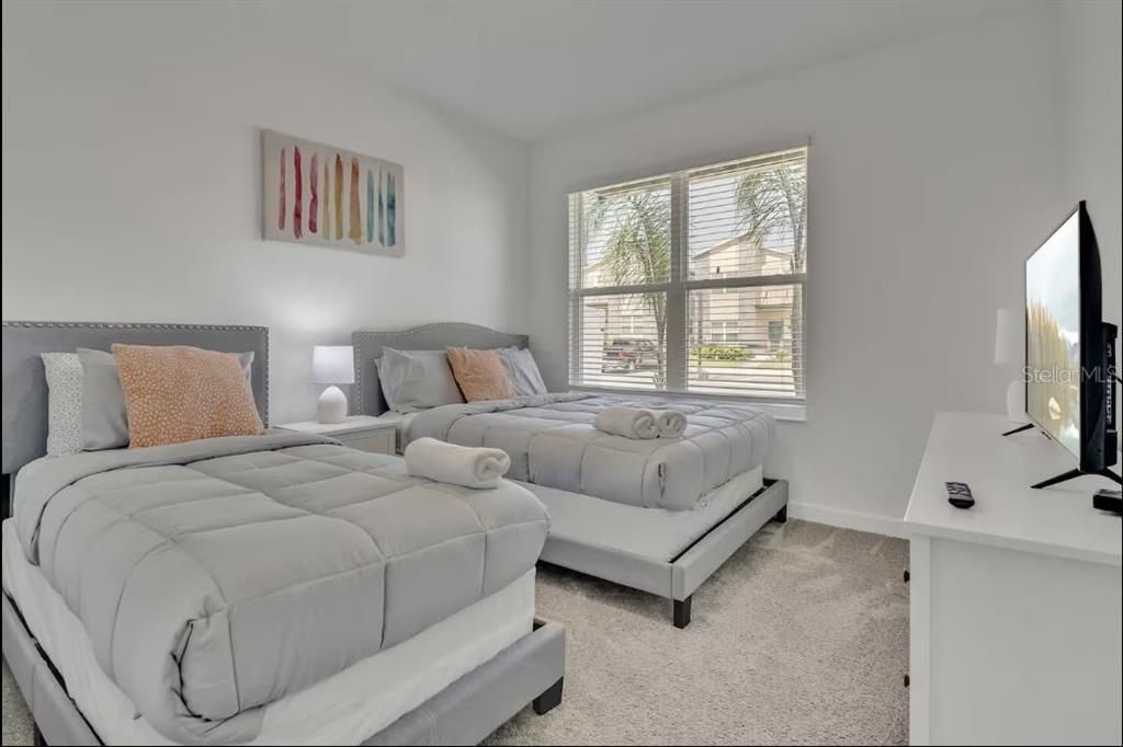 For Rent: $3,600 (5 beds, 5 baths, 3081 Square Feet)