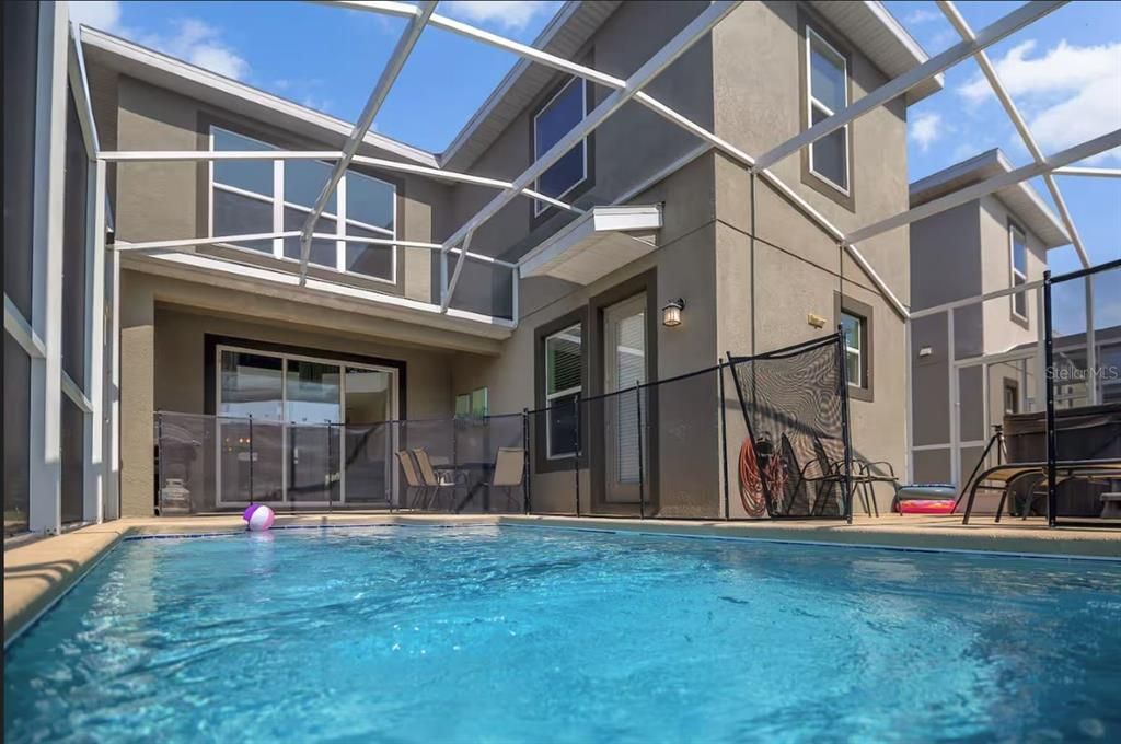 For Rent: $3,600 (5 beds, 5 baths, 3081 Square Feet)