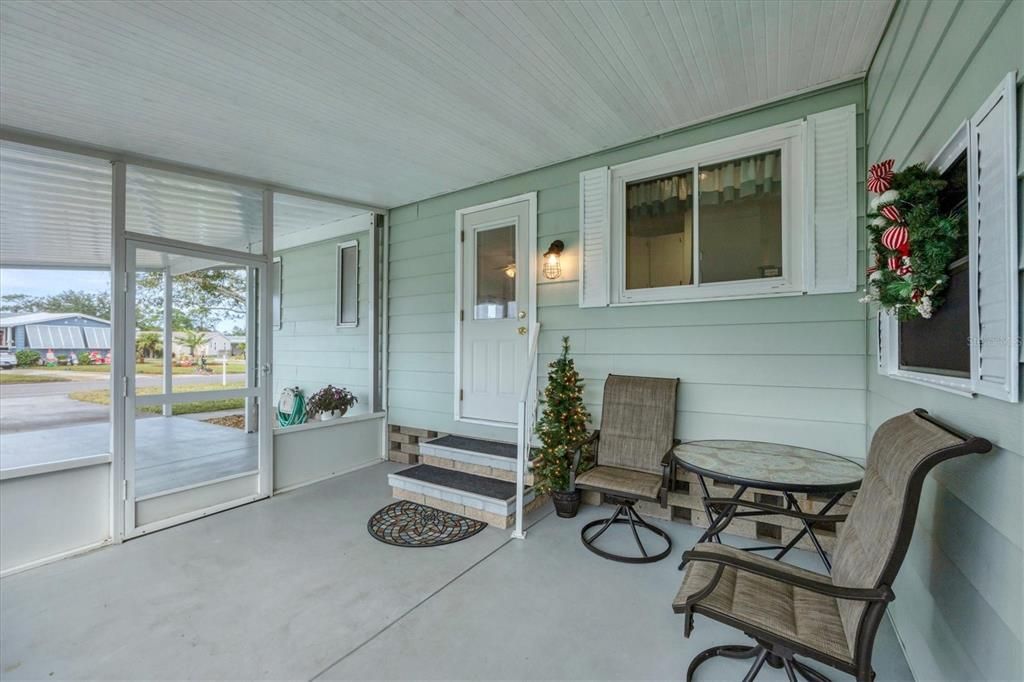 待售: $185,000 (2 贝兹, 2 浴室, 1092 平方英尺)