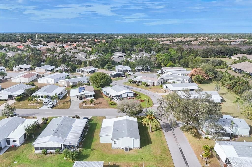 待售: $185,000 (2 贝兹, 2 浴室, 1092 平方英尺)