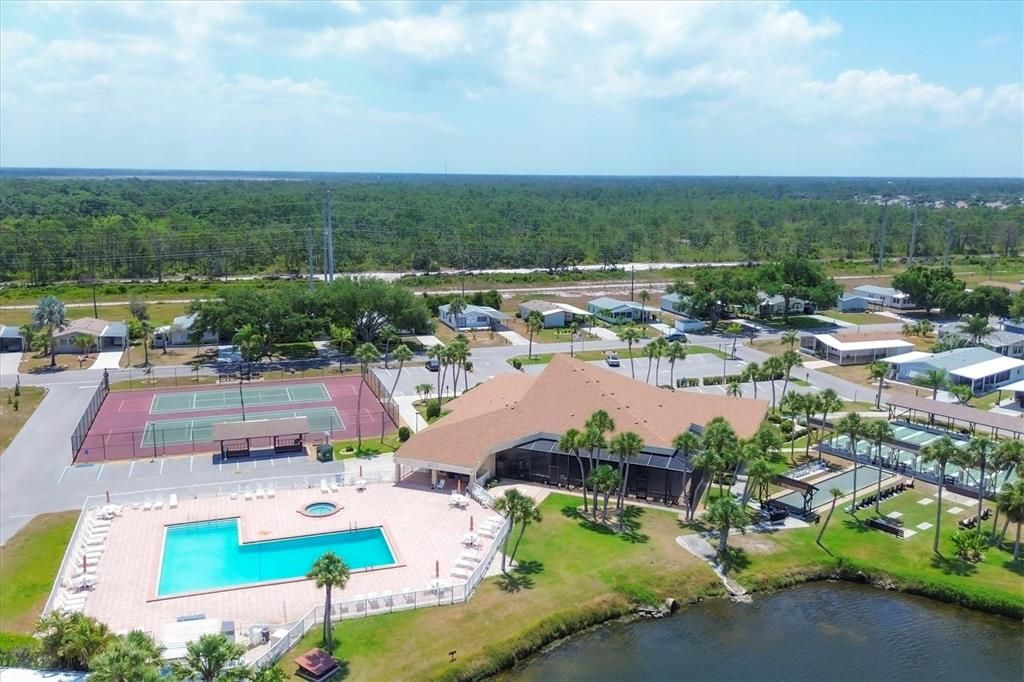 待售: $185,000 (2 贝兹, 2 浴室, 1092 平方英尺)