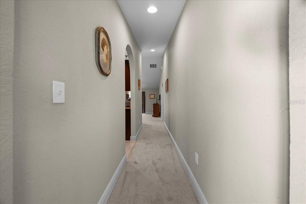 На продажу: $321,750 (3 спален, 2 ванн, 1934 Квадратных фут)