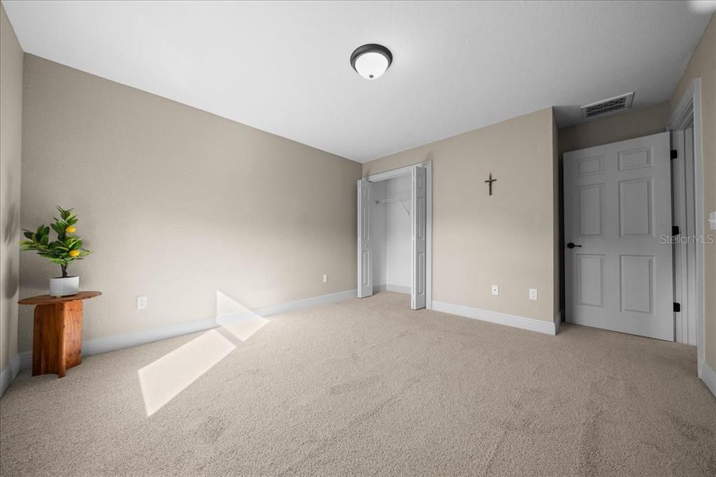 На продажу: $321,750 (3 спален, 2 ванн, 1934 Квадратных фут)