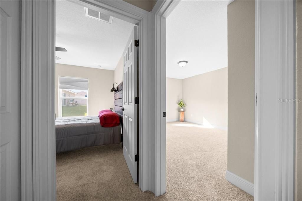 На продажу: $321,750 (3 спален, 2 ванн, 1934 Квадратных фут)