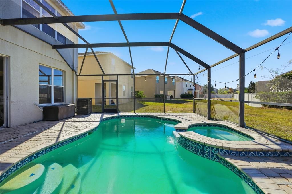 For Sale: $400,000 (3 beds, 2 baths, 2173 Square Feet)