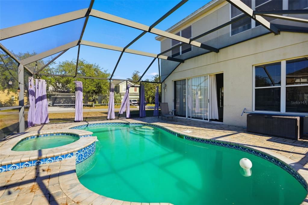 For Sale: $400,000 (3 beds, 2 baths, 2173 Square Feet)