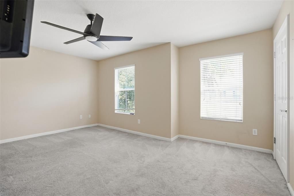 For Sale: $400,000 (3 beds, 2 baths, 2173 Square Feet)