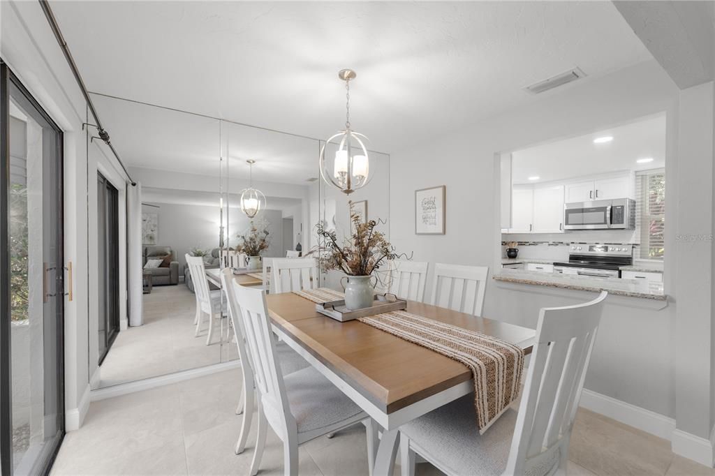 For Sale: $294,500 (2 beds, 2 baths, 1408 Square Feet)