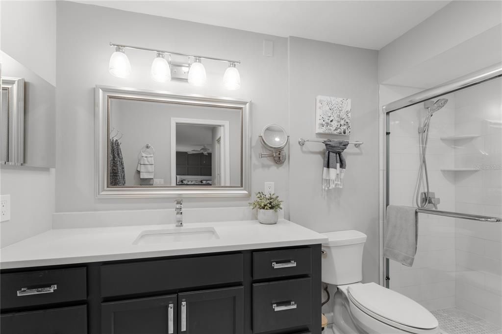 For Sale: $294,500 (2 beds, 2 baths, 1408 Square Feet)