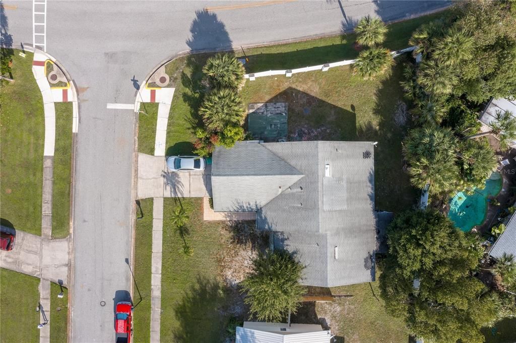 For Sale: $335,000 (3 beds, 2 baths, 1588 Square Feet)