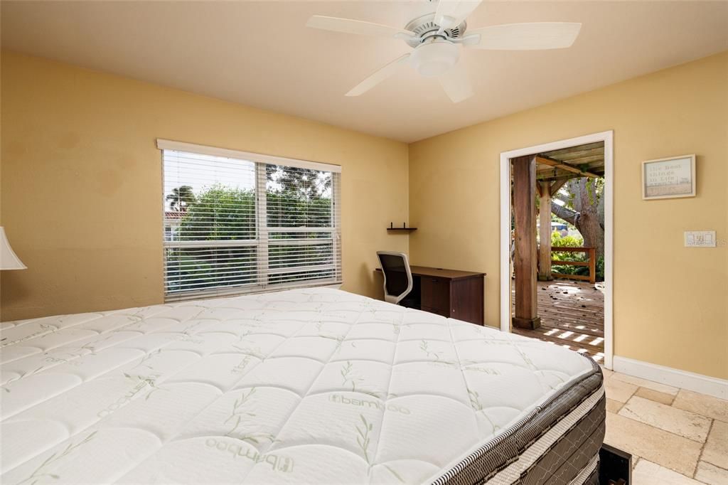 For Sale: $579,000 (3 beds, 2 baths, 1345 Square Feet)