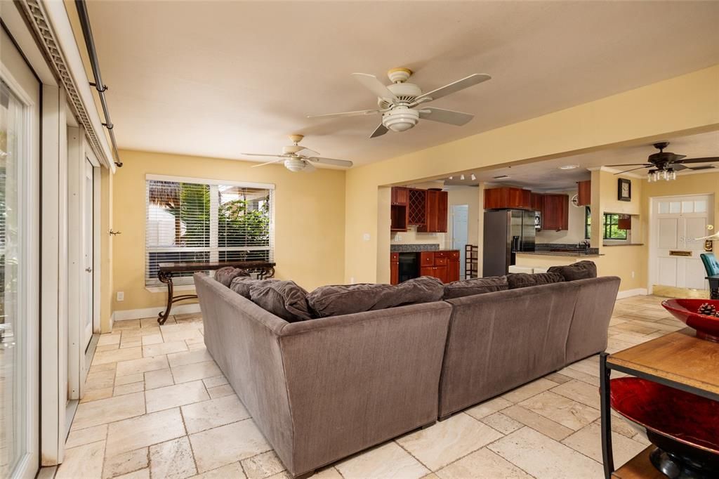 For Sale: $579,000 (3 beds, 2 baths, 1345 Square Feet)