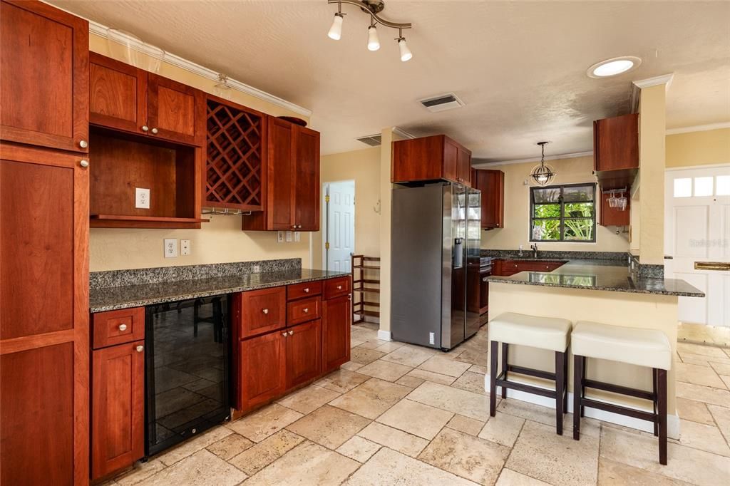 For Sale: $579,000 (3 beds, 2 baths, 1345 Square Feet)