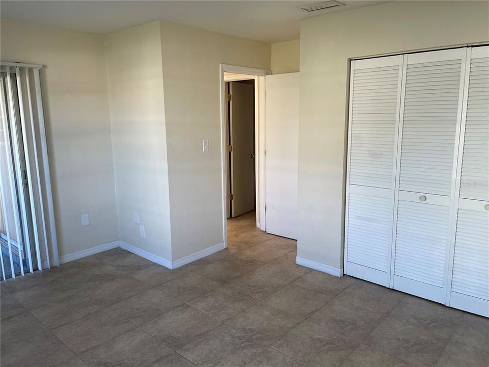 Под контрактом: $360,000 (2 спален, 2 ванн, 2214 Квадратных фут)