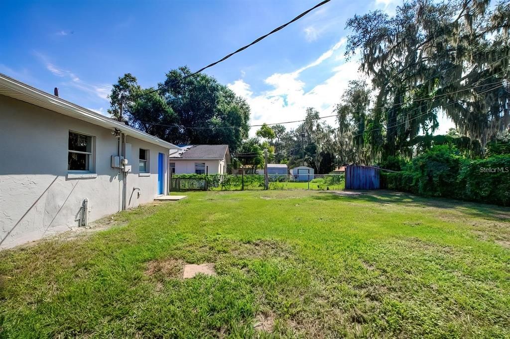 待售: $234,000 (3 贝兹, 1 浴室, 1114 平方英尺)