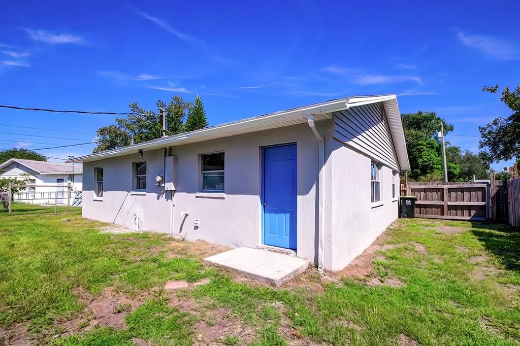 待售: $234,000 (3 贝兹, 1 浴室, 1114 平方英尺)