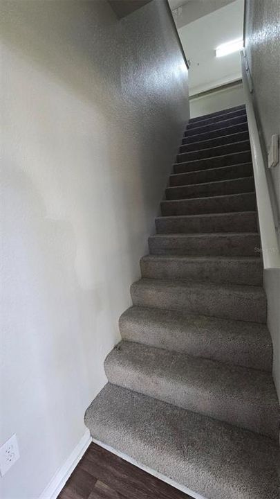 Под контрактом: $1,525 (2 спален, 2 ванн, 1170 Квадратных фут)