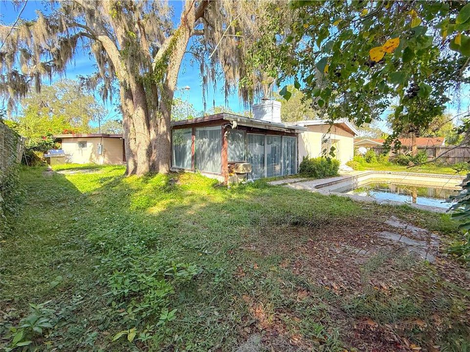 For Sale: $430,000 (3 beds, 2 baths, 1860 Square Feet)