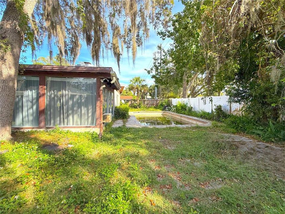 For Sale: $430,000 (3 beds, 2 baths, 1860 Square Feet)