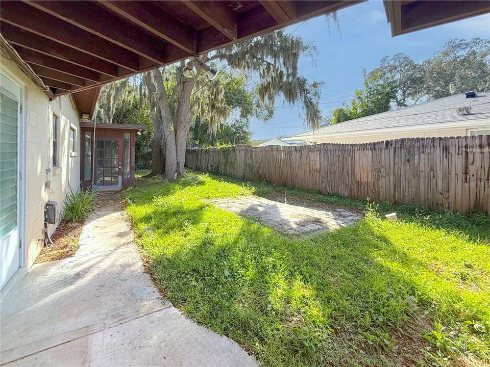 For Sale: $430,000 (3 beds, 2 baths, 1860 Square Feet)