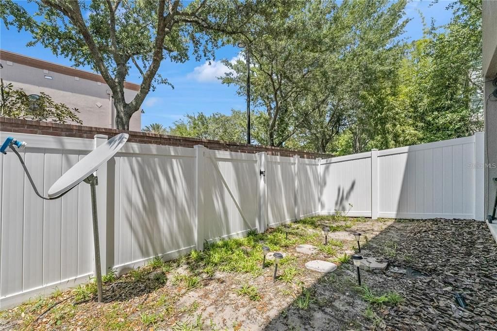 待售: $455,000 (4 贝兹, 4 浴室, 2294 平方英尺)