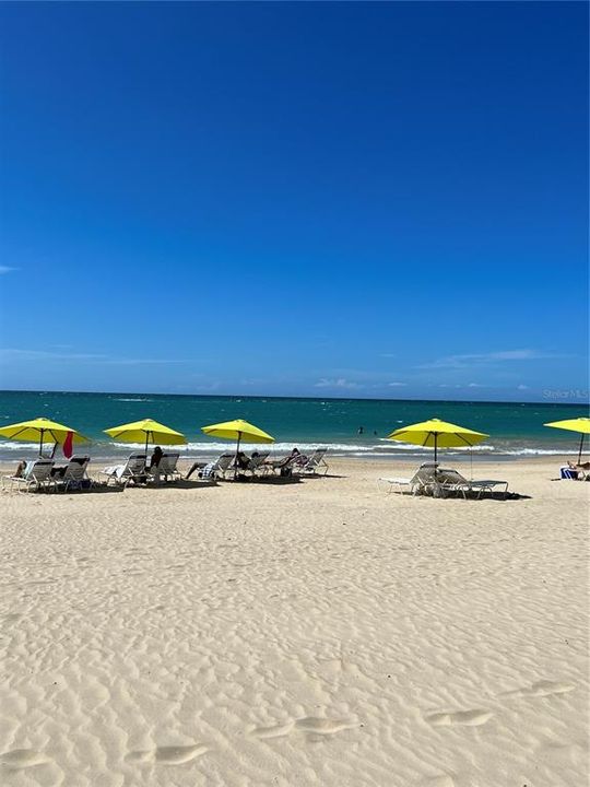 На продажу: $615,000 (2 спален, 1 ванн, 879 Квадратных фут)