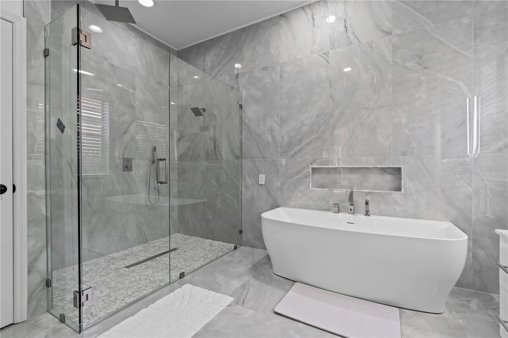 For Sale: $969,999 (4 beds, 3 baths, 2463 Square Feet)