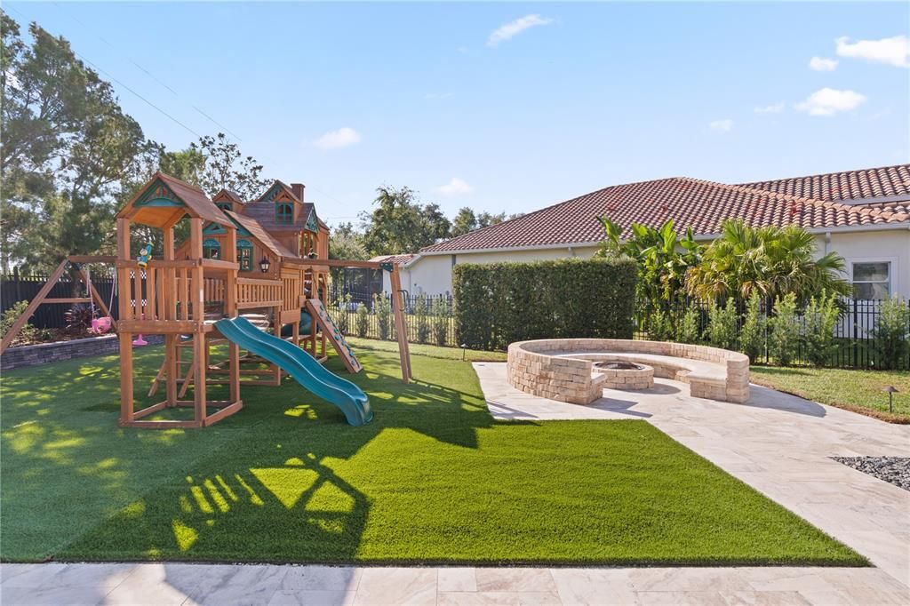 For Sale: $969,999 (4 beds, 3 baths, 2463 Square Feet)