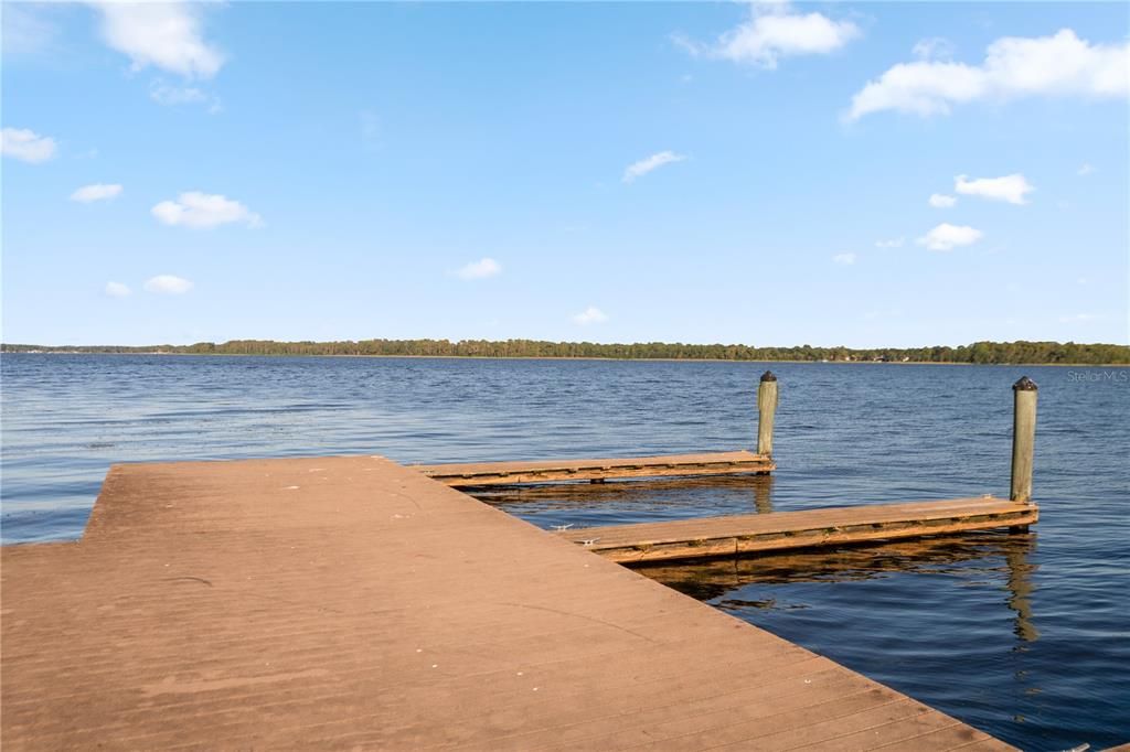 For Sale: $969,999 (4 beds, 3 baths, 2463 Square Feet)