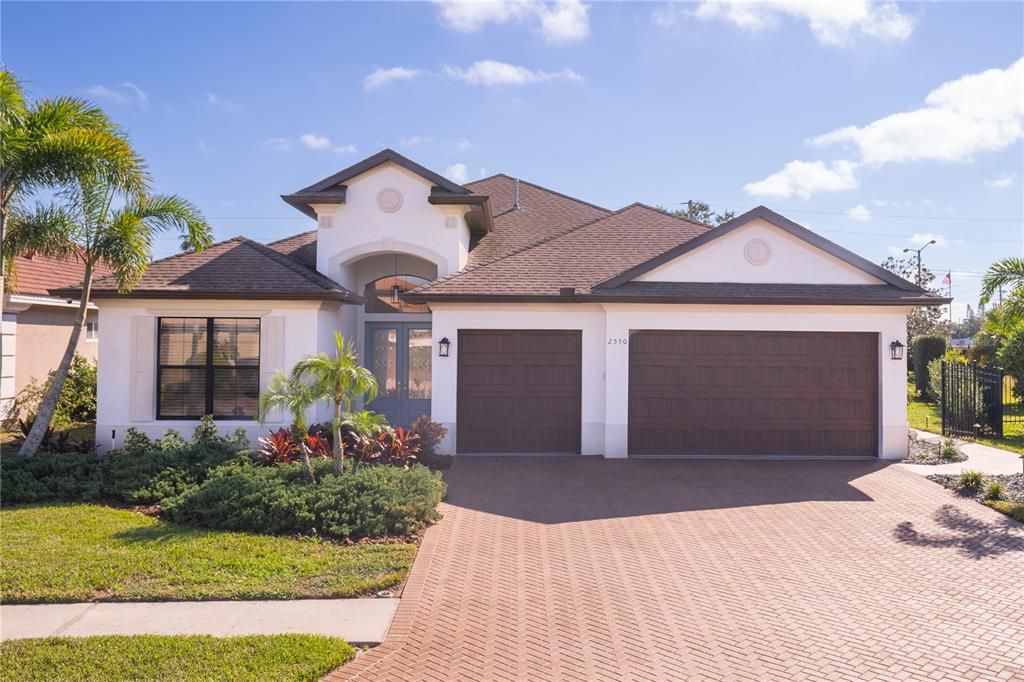 For Sale: $969,999 (4 beds, 3 baths, 2463 Square Feet)