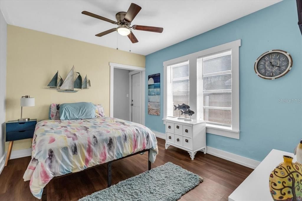 For Sale: $419,000 (4 beds, 2 baths, 1891 Square Feet)