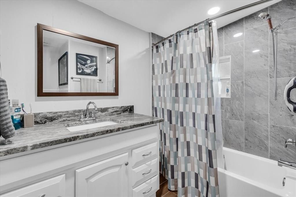 For Sale: $419,000 (4 beds, 2 baths, 1891 Square Feet)