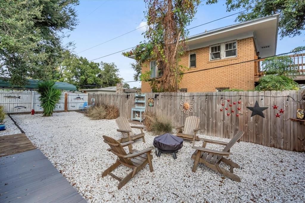 For Sale: $419,000 (4 beds, 2 baths, 1891 Square Feet)