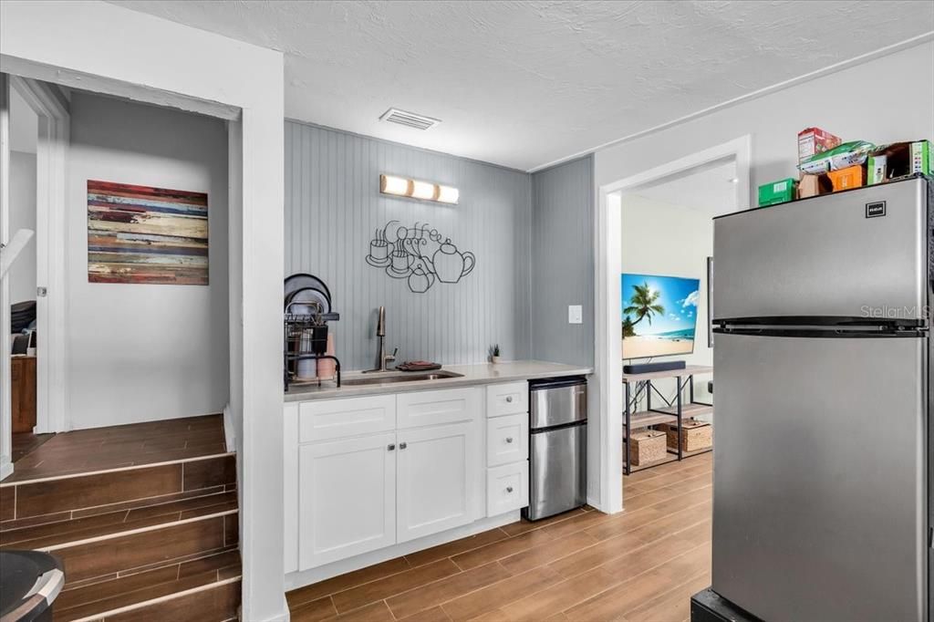 For Sale: $419,000 (4 beds, 2 baths, 1891 Square Feet)