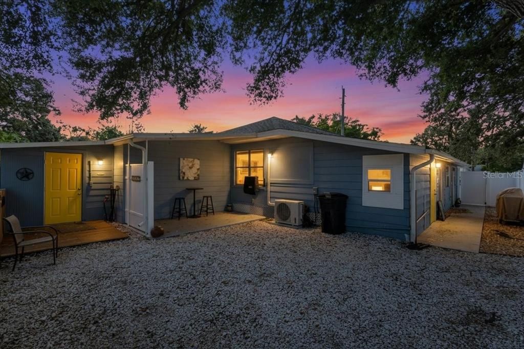 For Sale: $419,000 (4 beds, 2 baths, 1891 Square Feet)