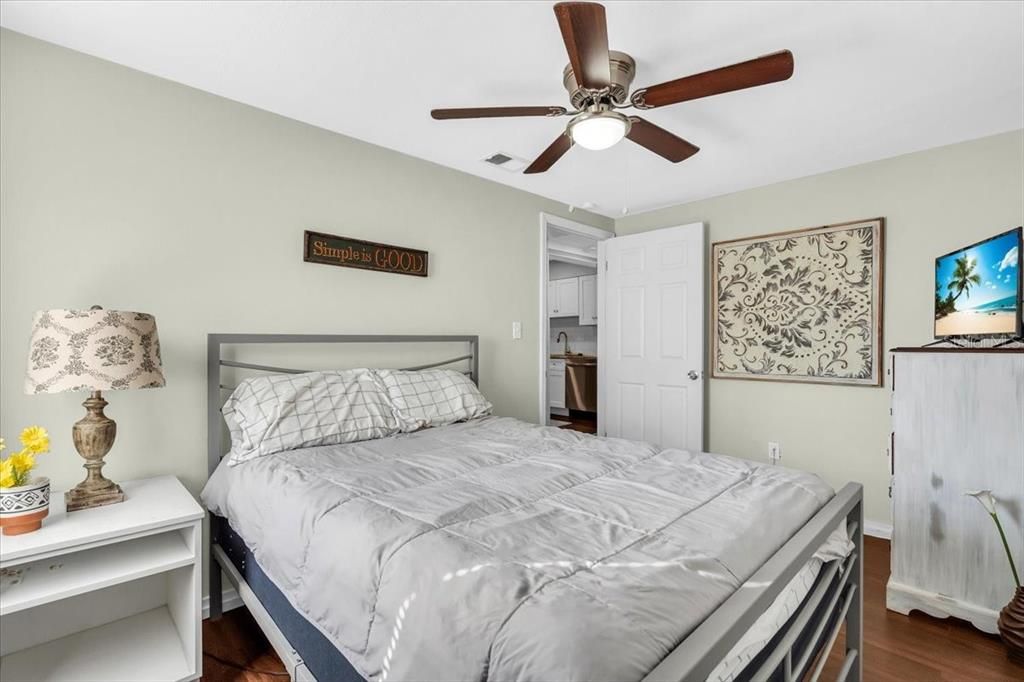 For Sale: $419,000 (4 beds, 2 baths, 1891 Square Feet)