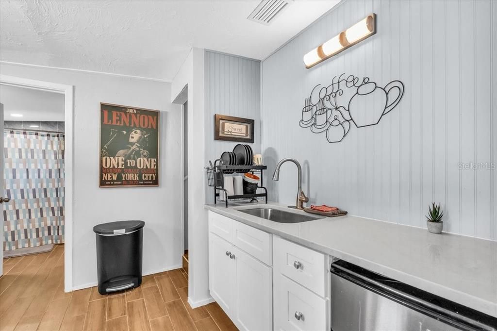 For Sale: $419,000 (4 beds, 2 baths, 1891 Square Feet)